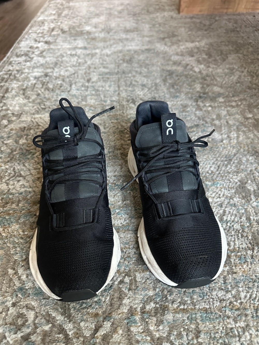 On Running Cloudnova Sneakers